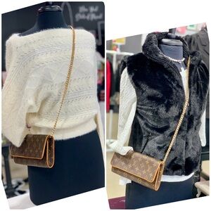 2001 authentic Louis Vuitton Twin Pochette GM Crossbdy with original strap